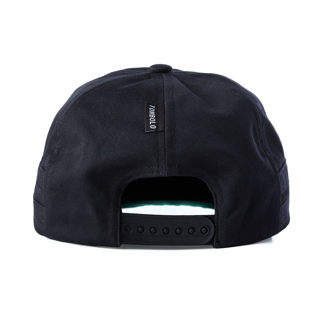 Back of hat with adjusting snap 