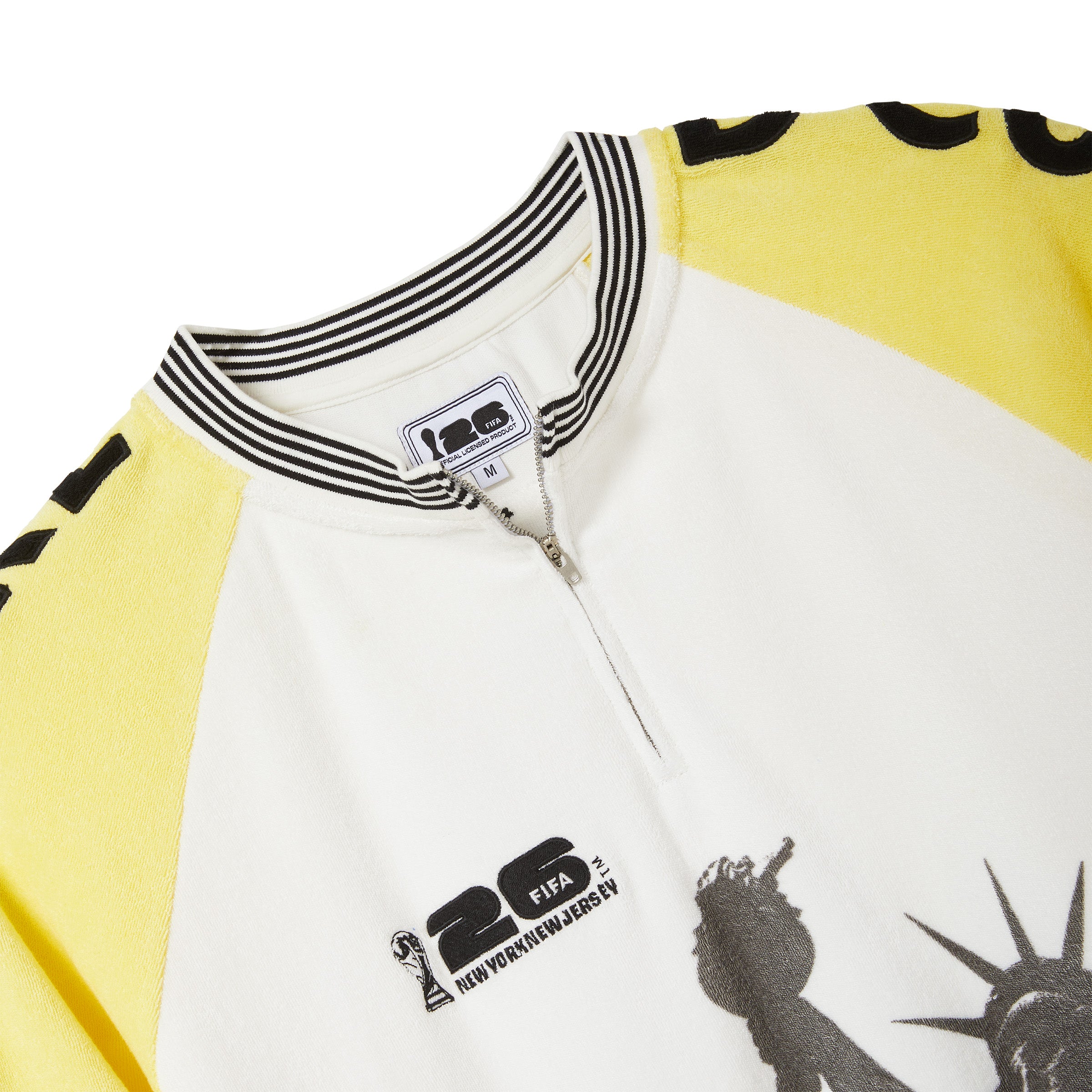 ‘FIFA World Cup 2026™’ On Your Shoulders Cabana