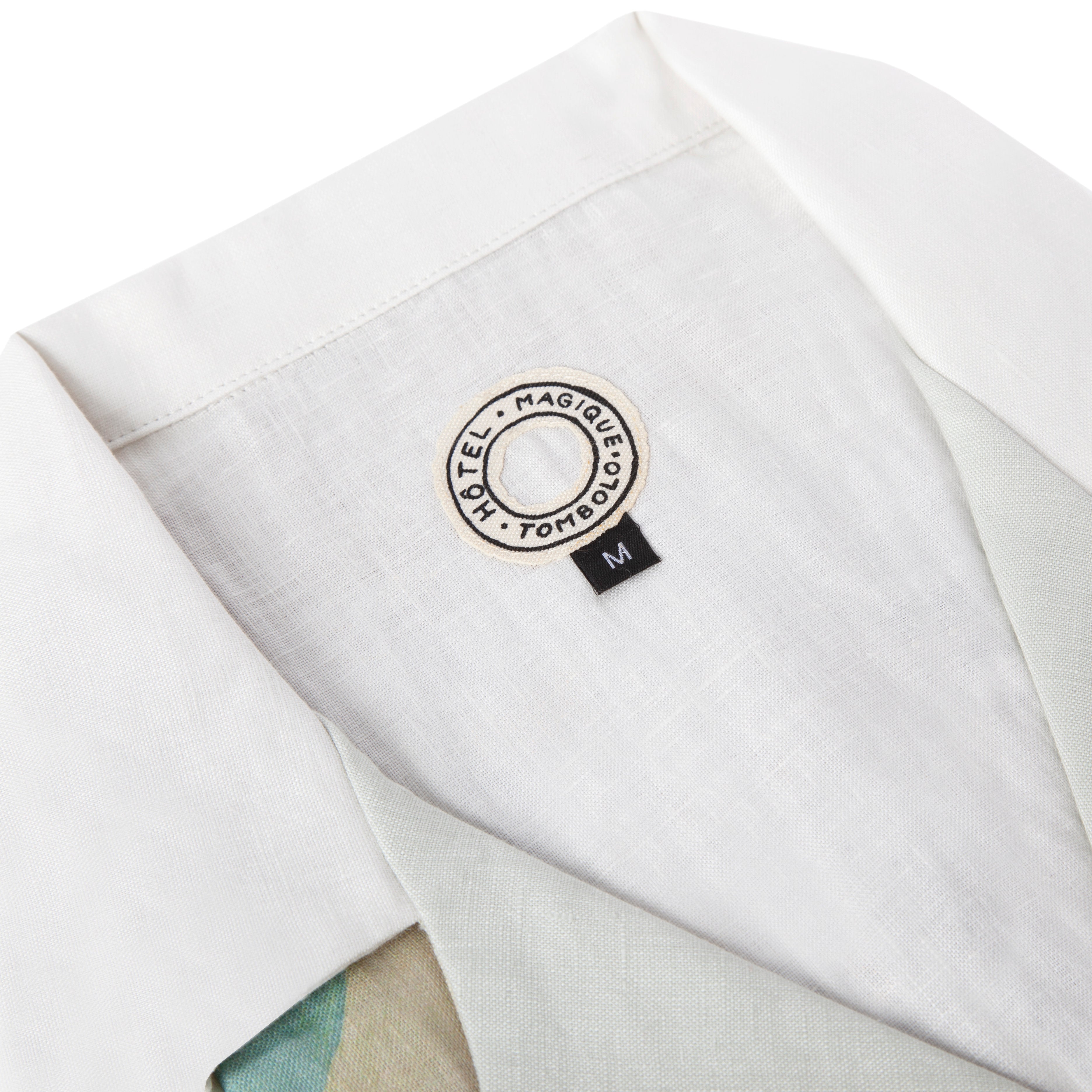 'Coast Lines' Cabana x Hôtel Magique ~ Crop Cut