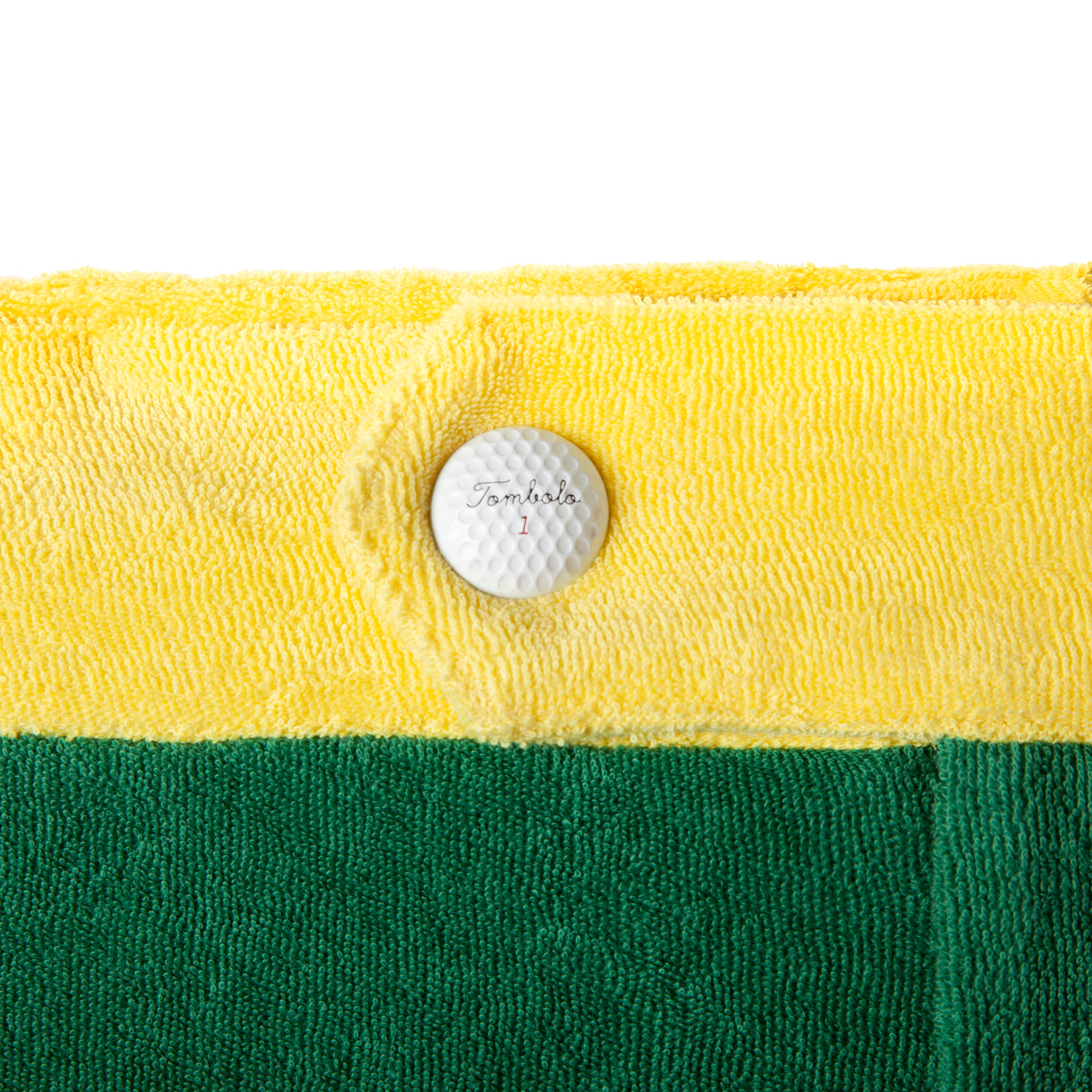 Close up of Tombolo golf ball snap button