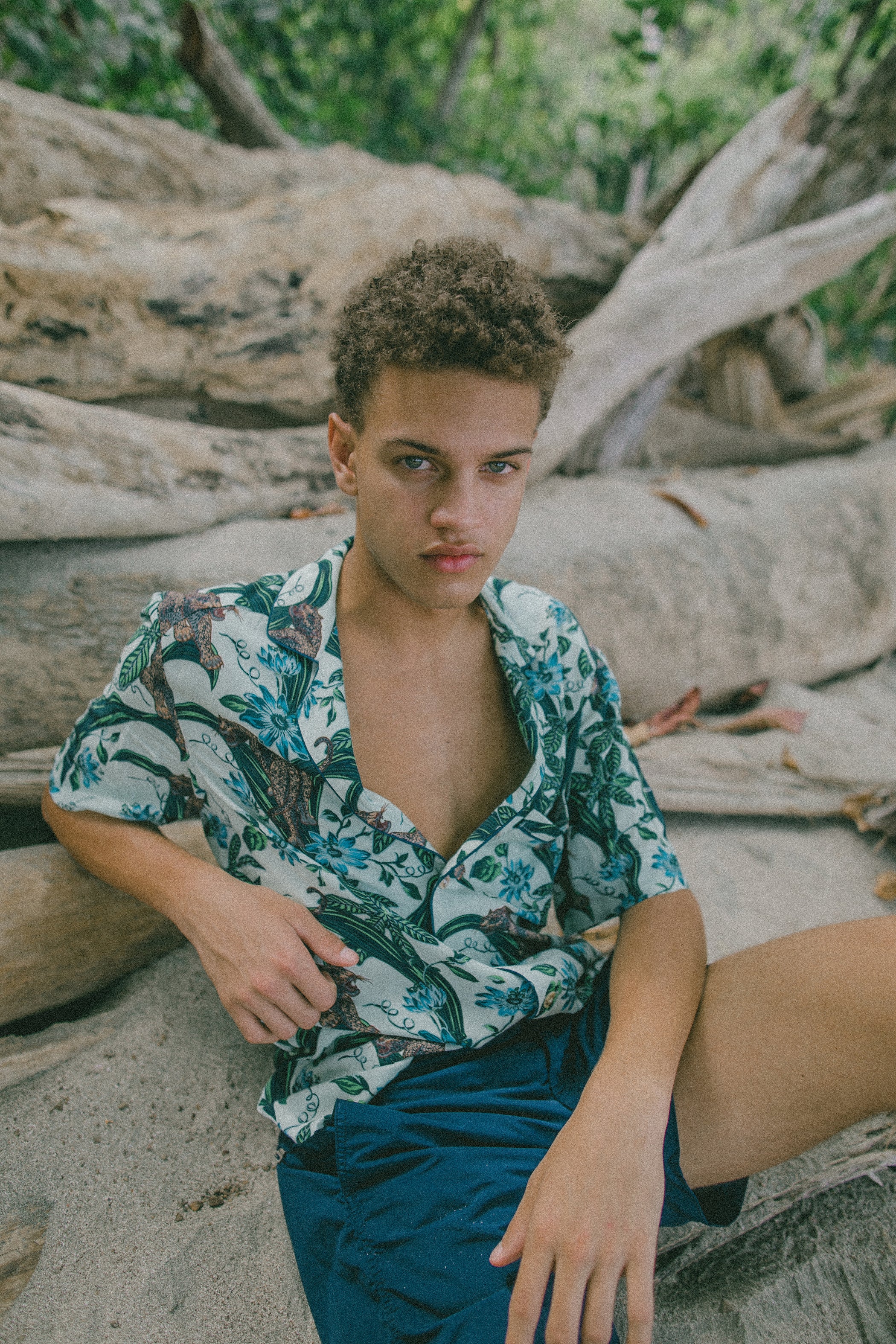 It's not Tombola. It's not Tombalo. It's not Tambolo. There's only one Tombolo. Rescuing the Hawaiian Shirt with original designs. 