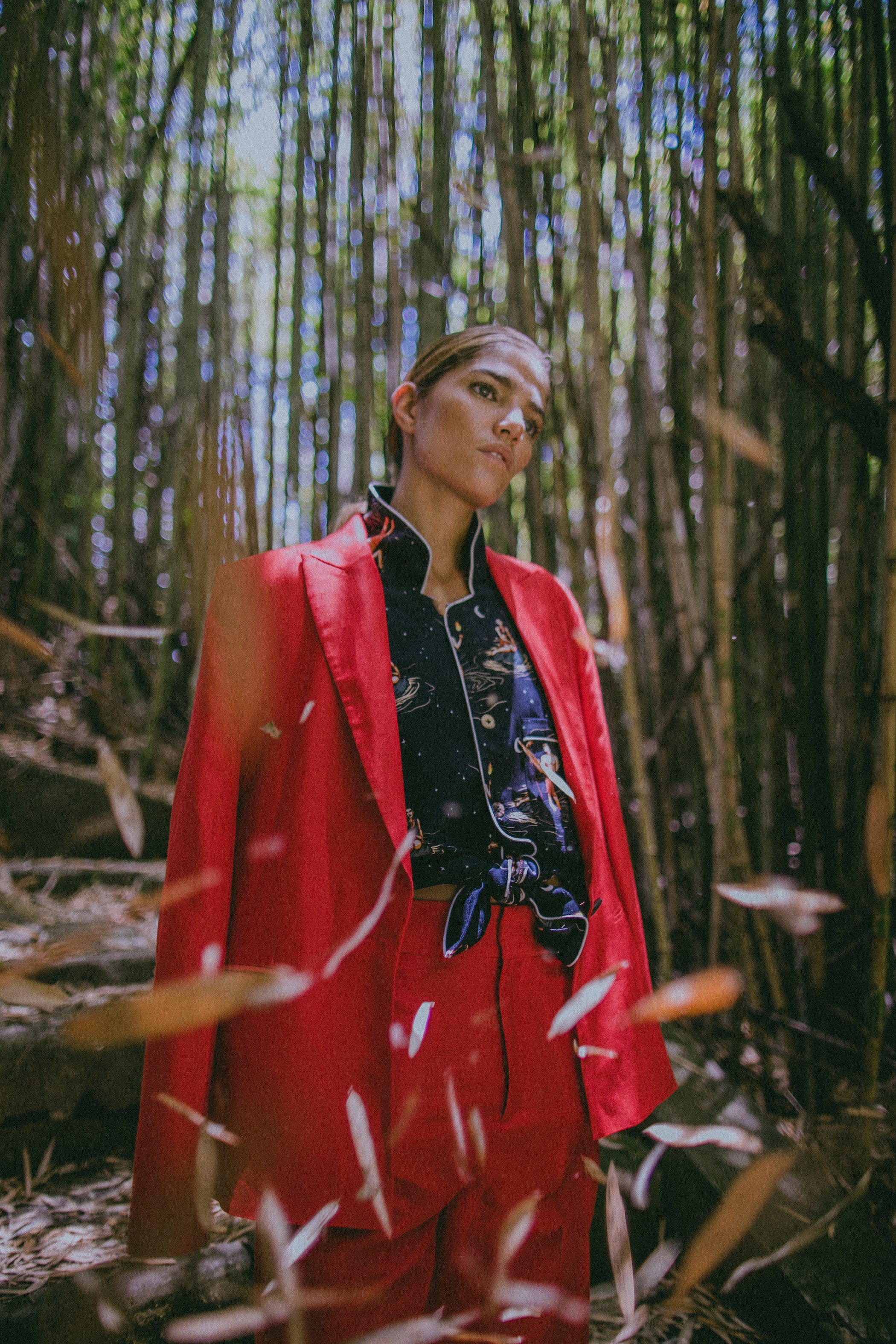 Breezy as a gust of wind, soft as silk. Tombolo long-sleeve Hawaiian shirts make a stylish statement and a colorful splash. Long-sleeve. Tropical. Original artwork. 