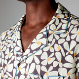 Close up of collar of short on male model
